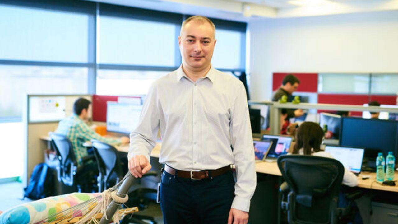 cris_radu_adobe_69197600