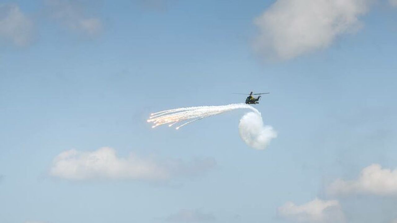 elicopter_76595867_57296100