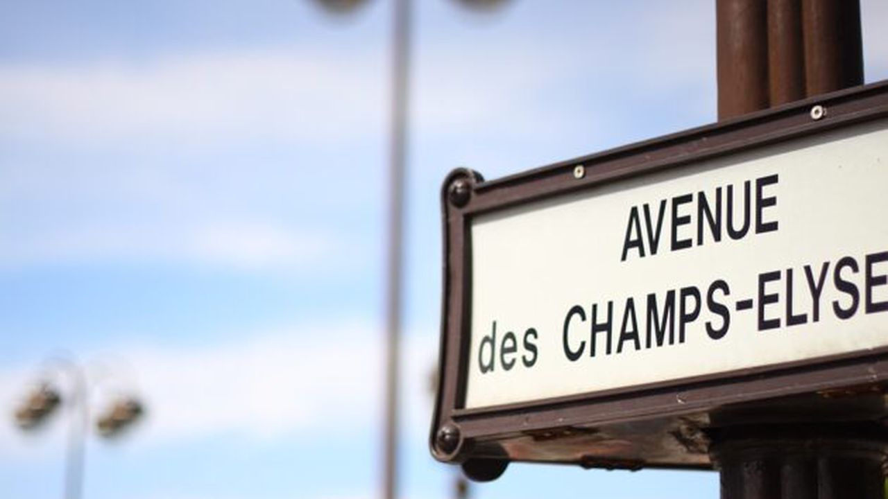 champs_elysee_1352716_960_720_00364300