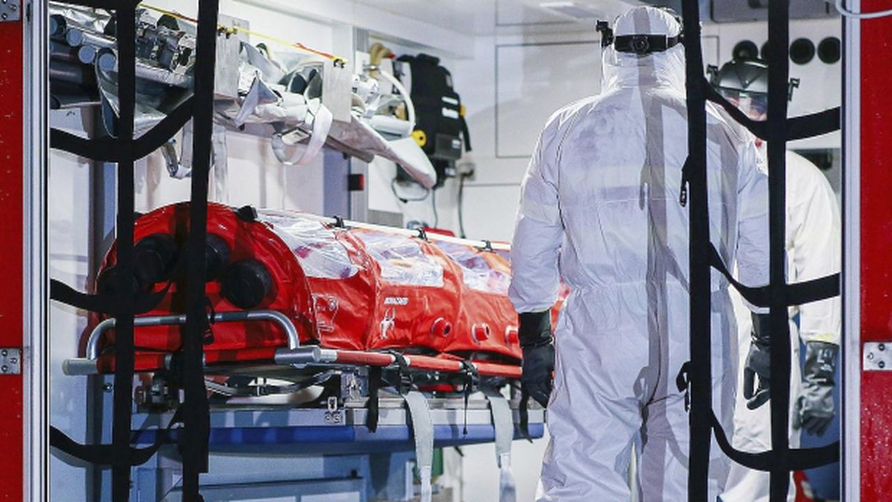 coronavirus_74062300_04937000