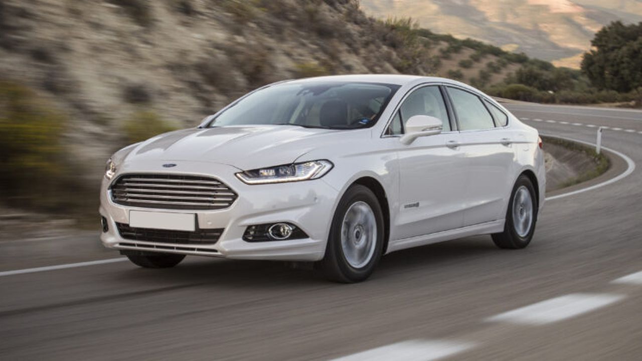 mondeo_hybrid_01_08426800