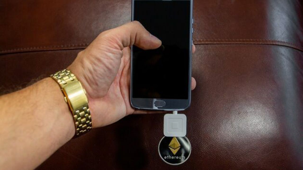 telefon_356556_83078000