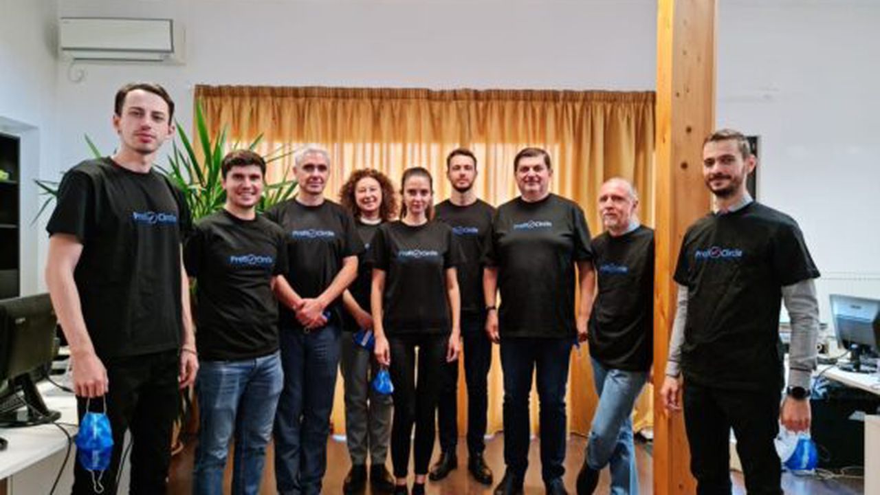 proficircle_team_3_09774000