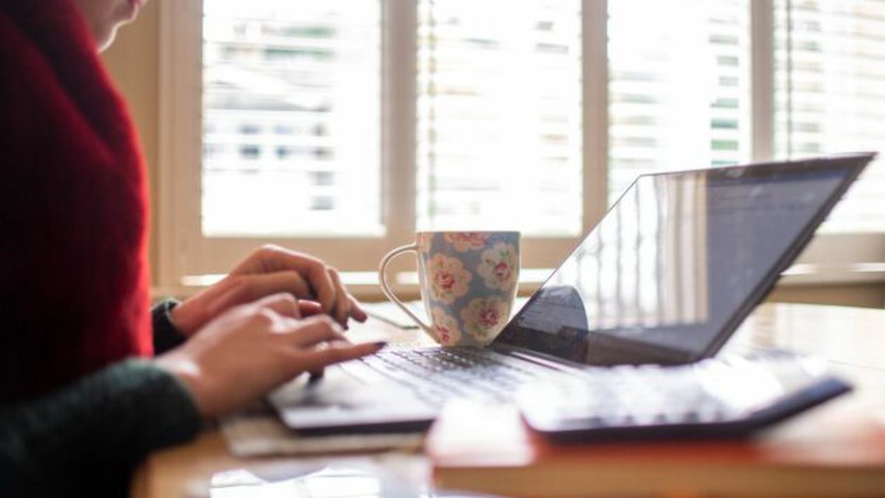 1205049485_jpg_0_08476700