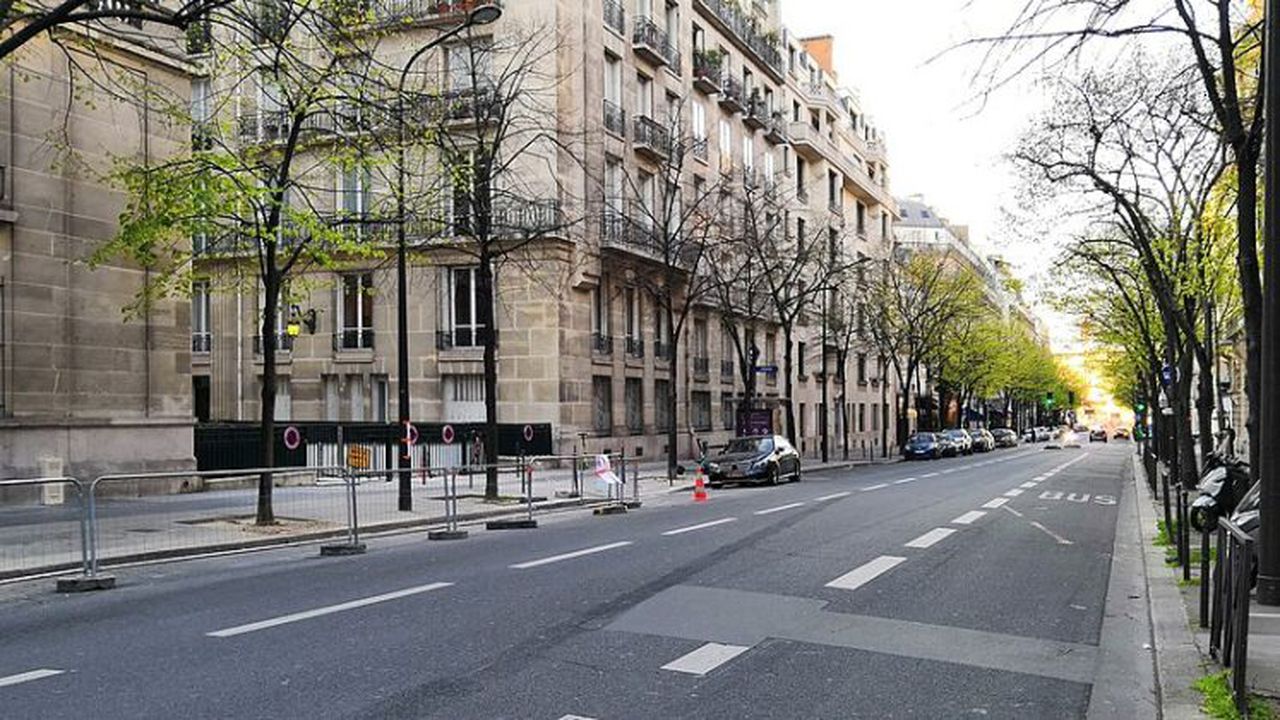 800px_covid_19_paris_confinement__avenue_de_malakoff__26_mars_2020_63522300