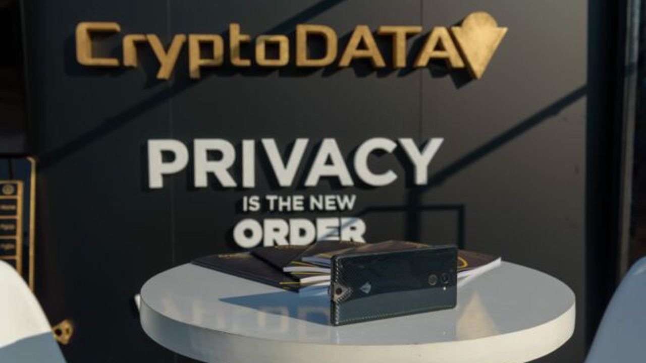 cryptodata_99437600