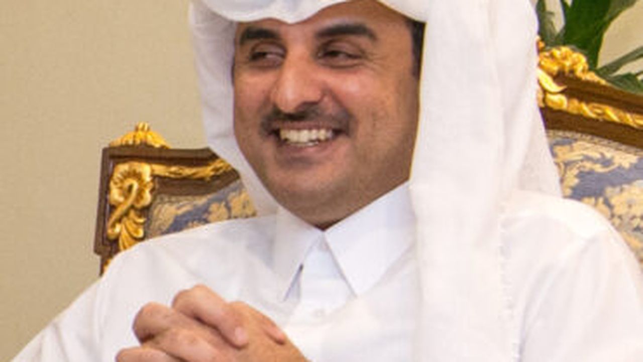 sheikh_tamim_bin_hamad_al_thani_in_qatar_23519218878_cropped_84494800