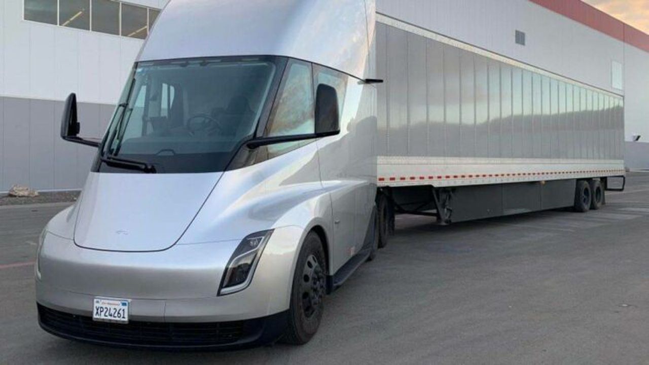 Camion Tesla
