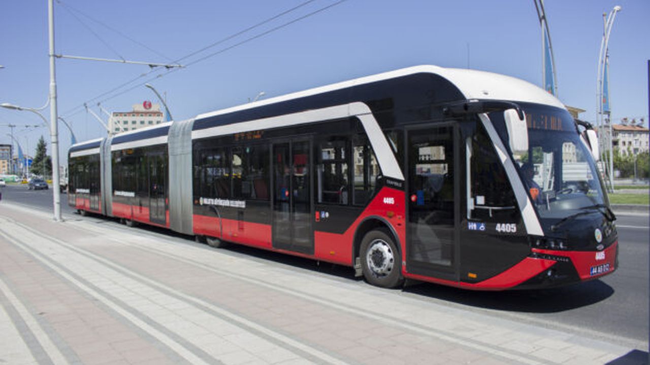 Tram_Bozankaya_1
