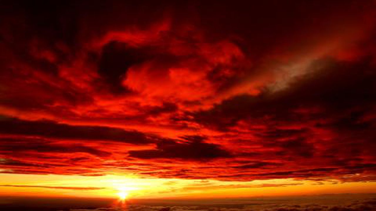 cer rosu 765854857494