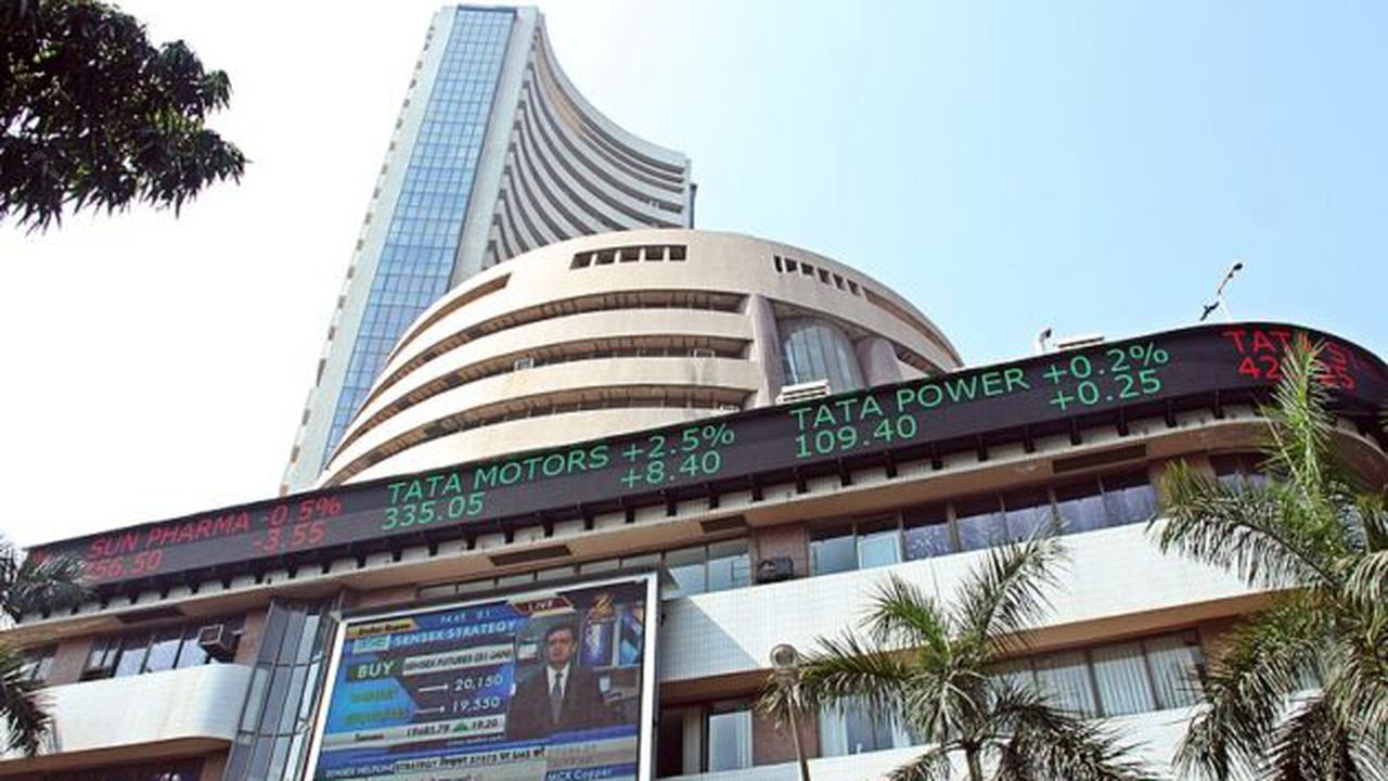 800px-BSE_building_at_Dalal_Street
