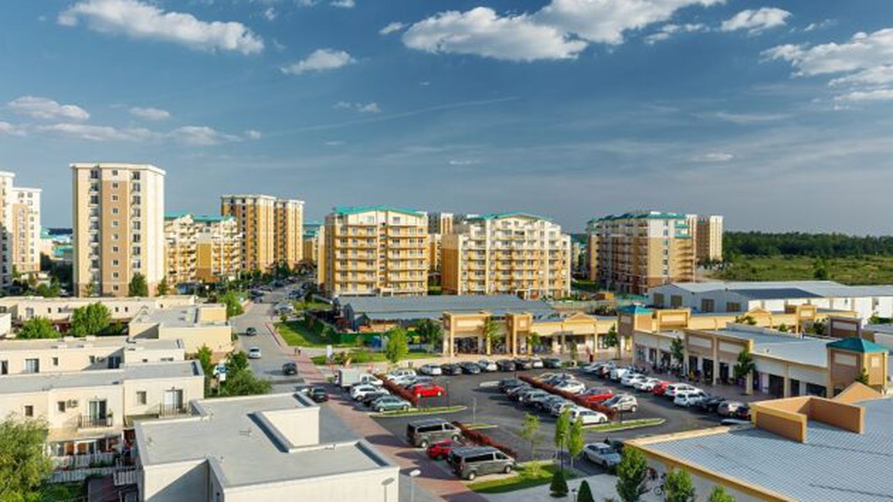 Cosmopolis 2021 _ bb