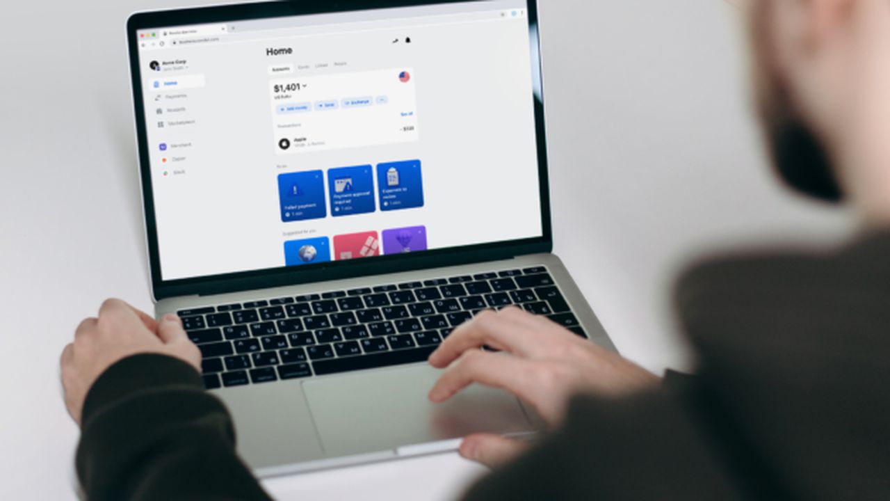 Brand_Business_External Channels_Press Kit_Rev_Business_Press_Kit_02