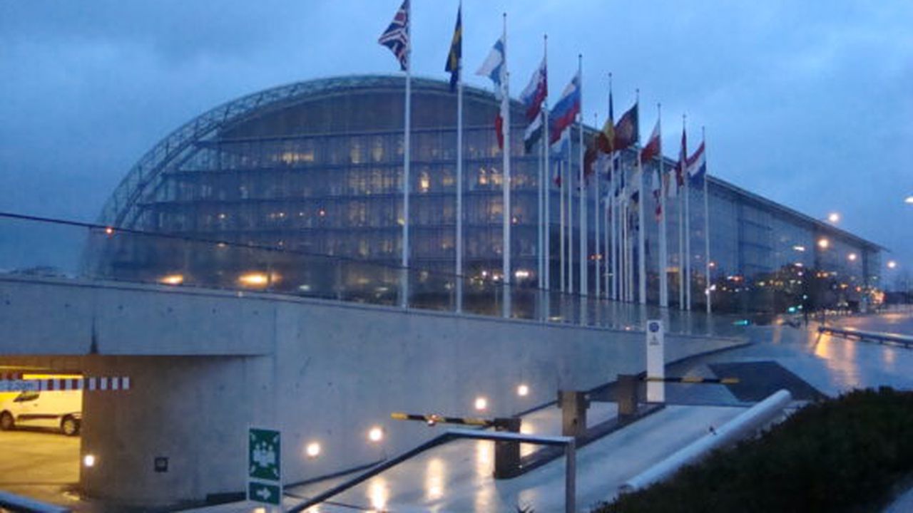 European_Investment_Bank_-_Luxemburg_2012