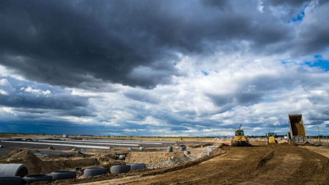 Uzina BMW Debrecen - Ungaria (3)