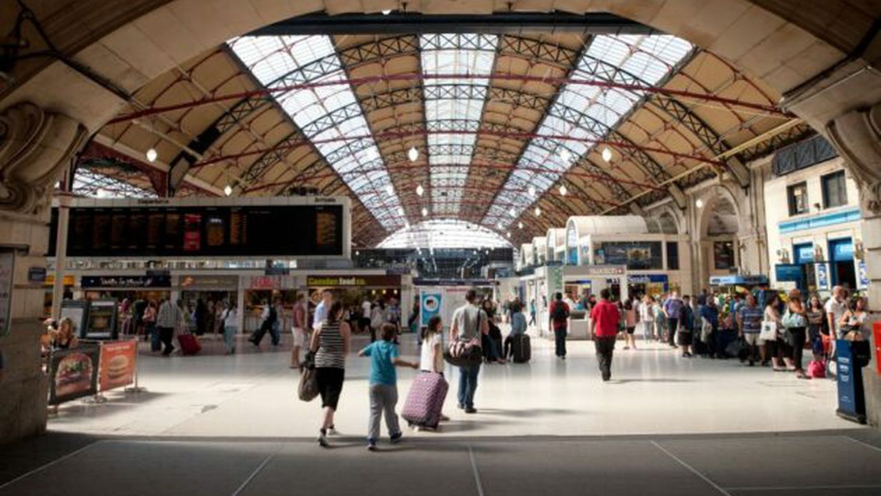 Victoria-Station- gara londra