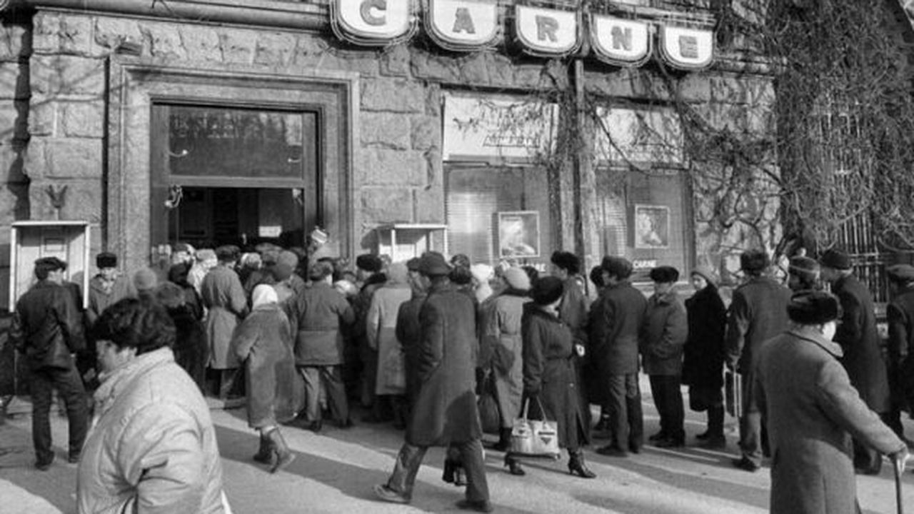 coada carne comunism 64576587