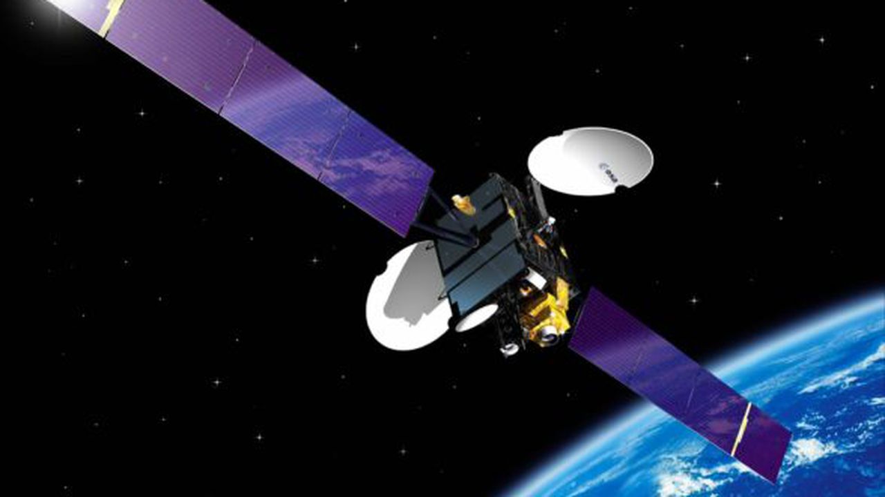 ESA_s_Artemis_satellite_pillars