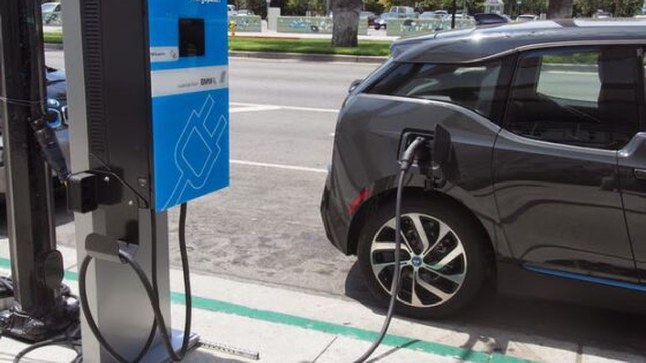 mașini electrice 768594869504