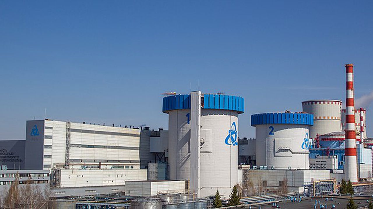 800px-Kalinin_nuclear_power_plant