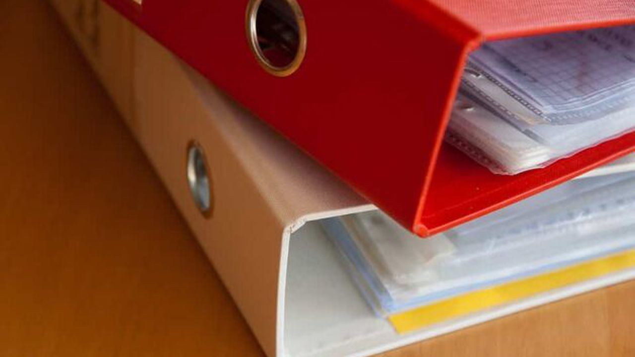 bibliorafturi-mape-si-dosare-pentru-organizarea-actelor-min