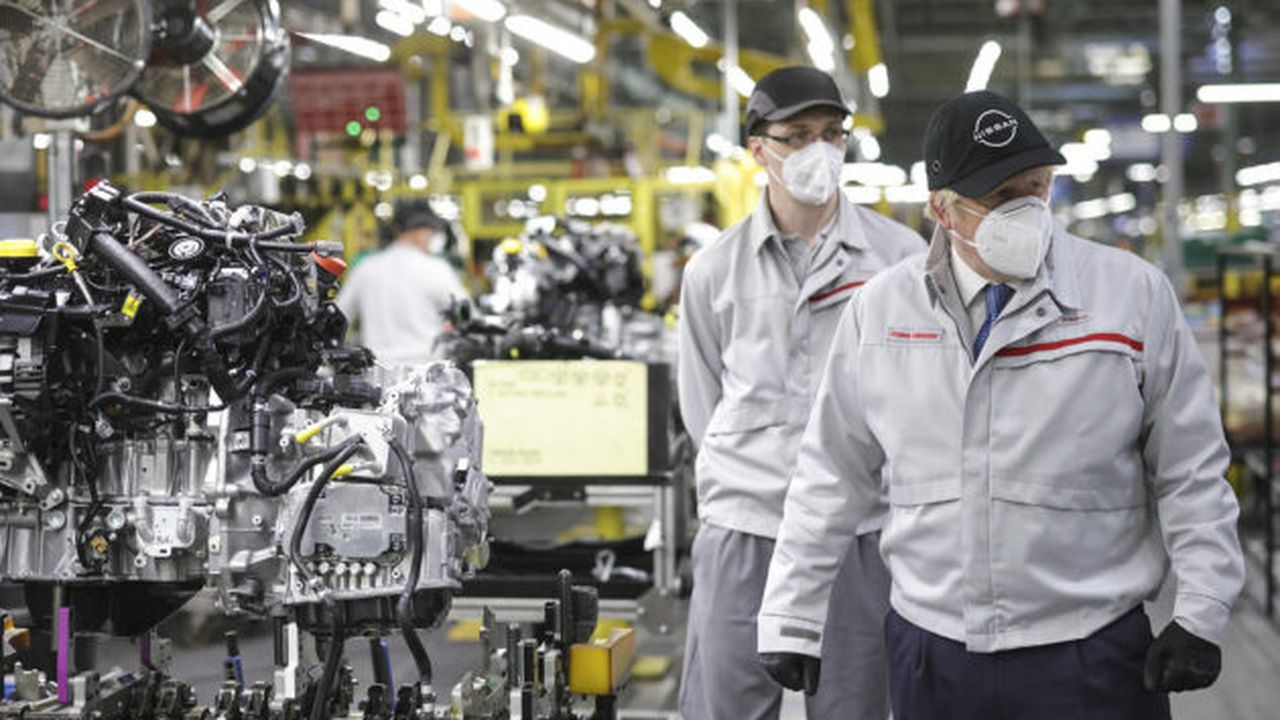 Boris Johnson in Fabrica Nissan din Sunderland