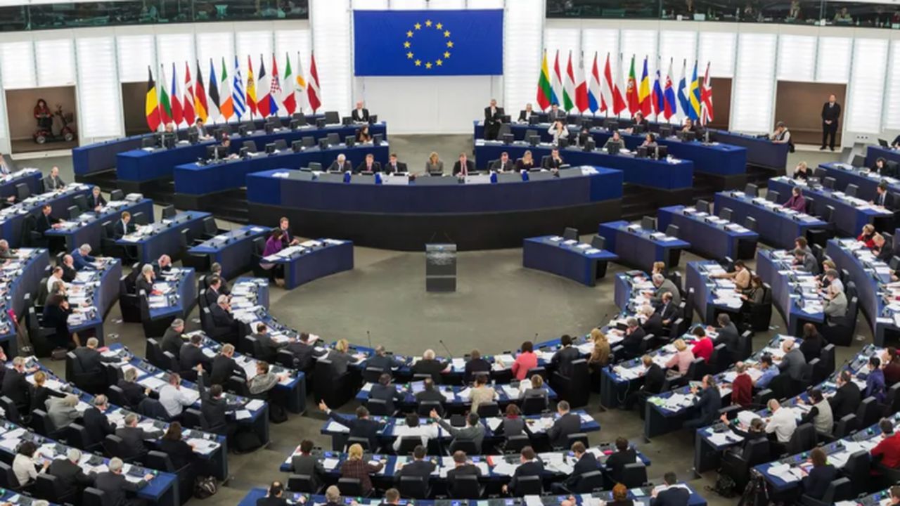 Parlamentul European Euro 7