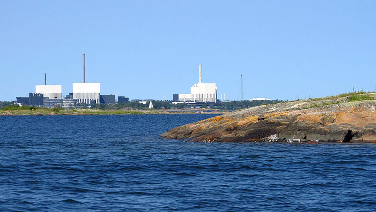 800px-Oskarshamn_Nuclear_Power_Plant