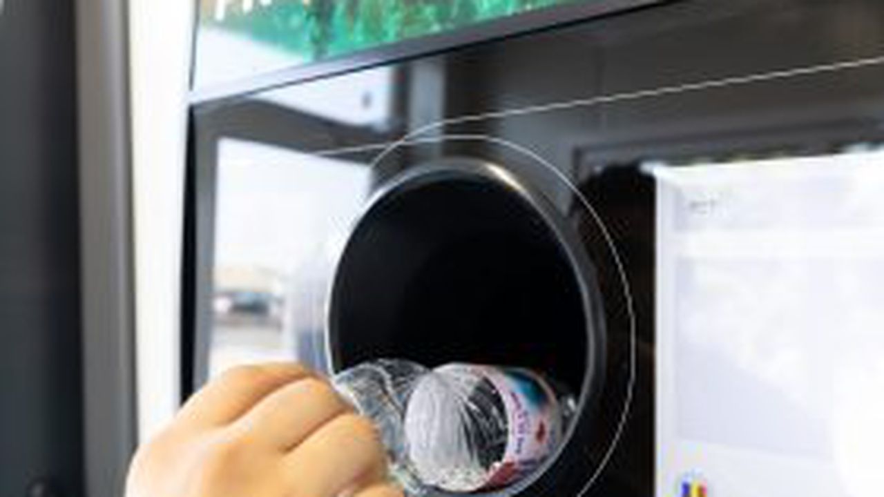 Auchan - punct de reciclare ambalaje (3)