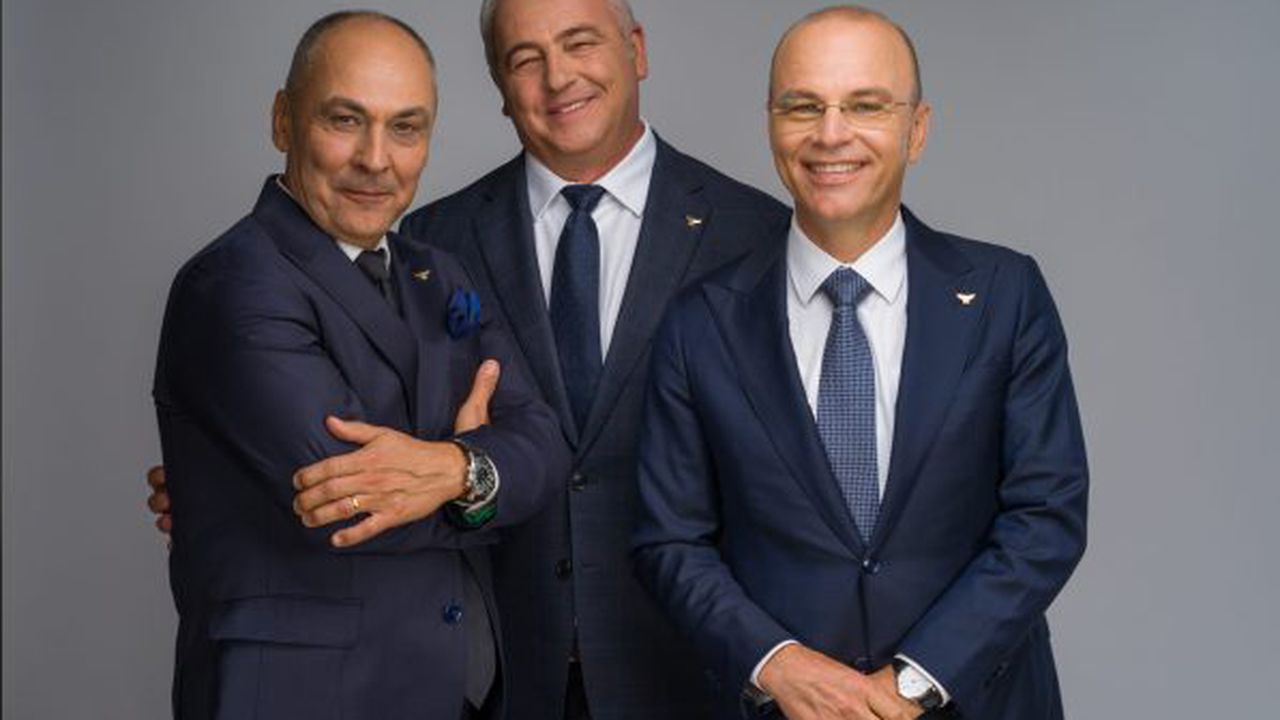 Fondatorii-FAN-Courier-1-scaled