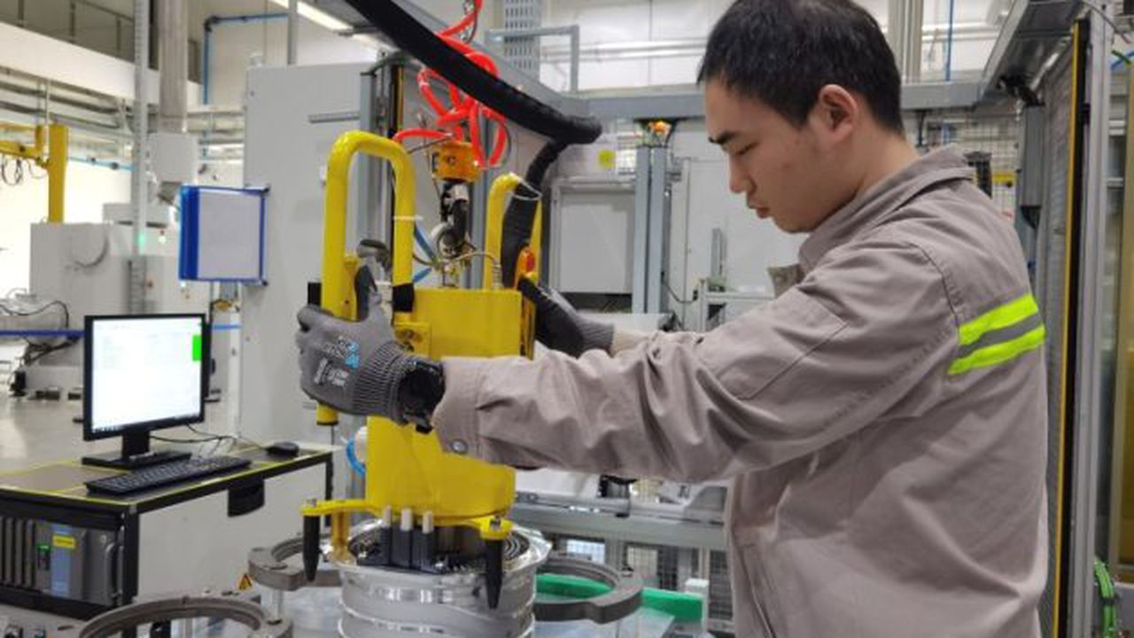 ZF Friedrichshafen e-motor