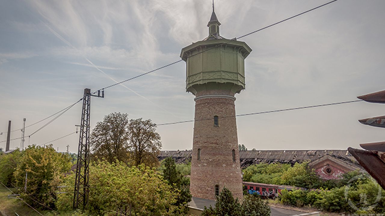 gara parasita budapesta 4354