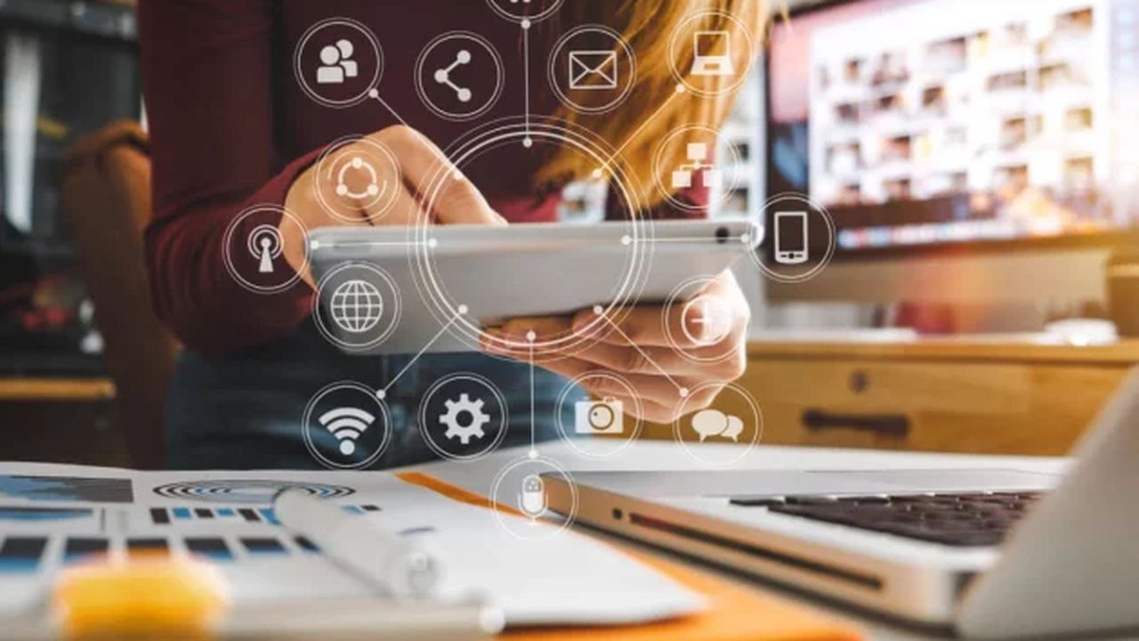 comunicatii eletronice internet