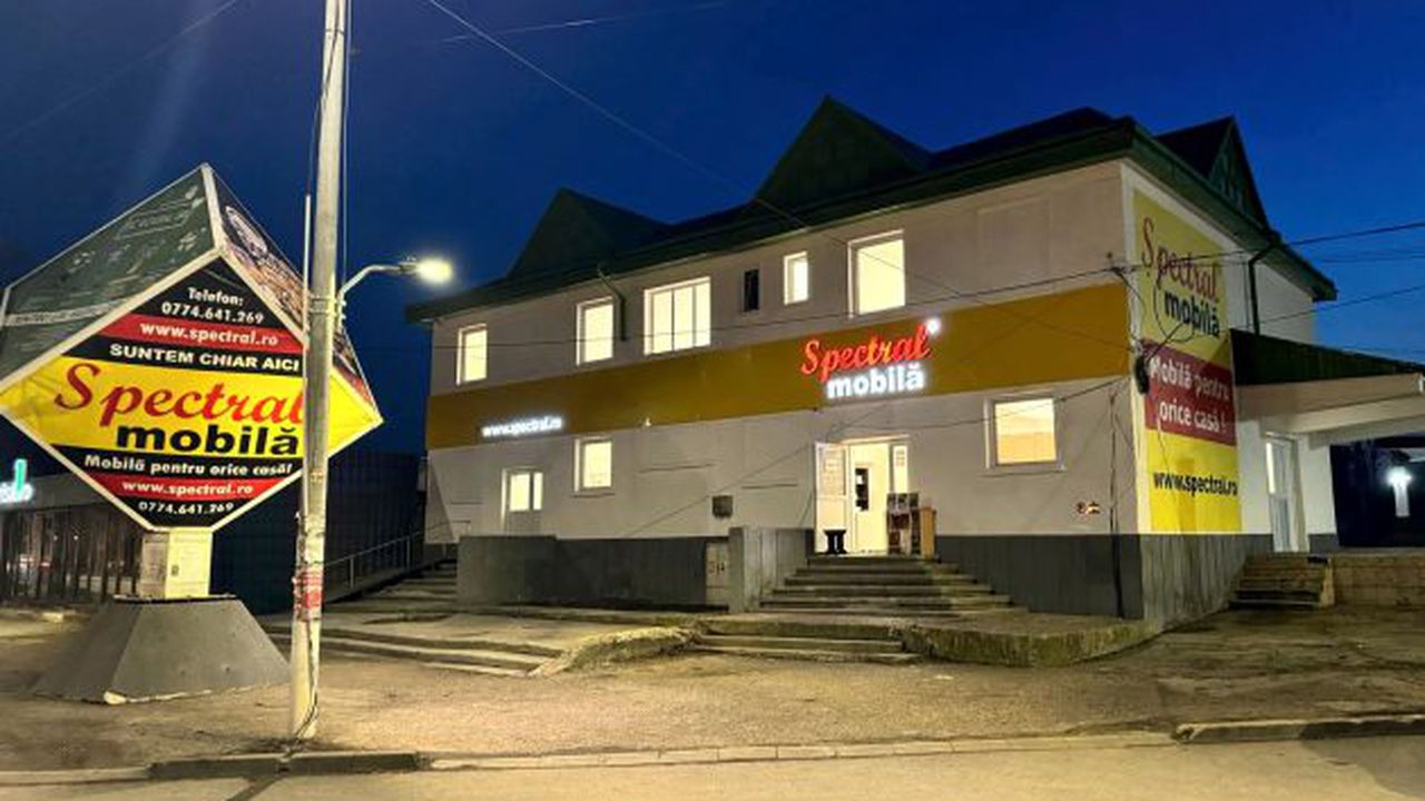 Magazin Spectral Mobila Roman