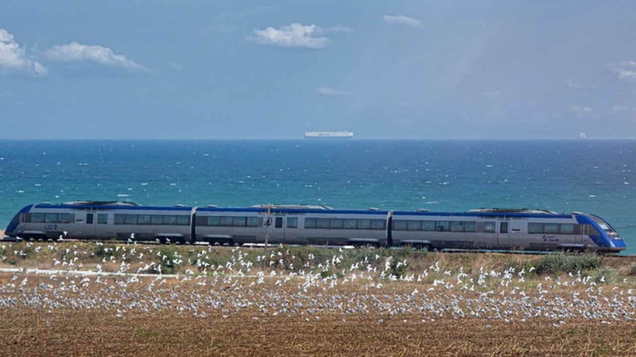 tren litoral constanta mangalia
