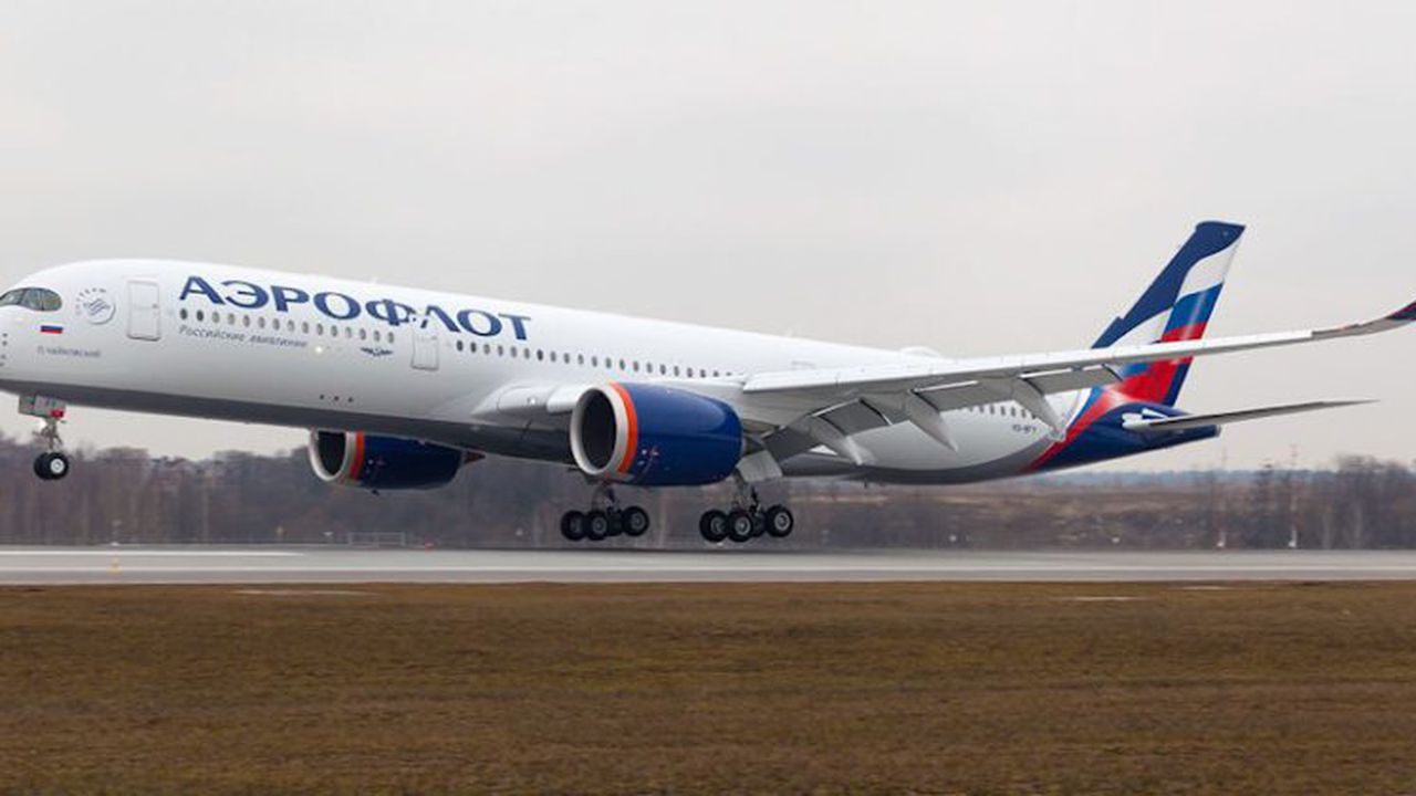 Aeroflot,_VQ-BFY,_Airbus_A350-941