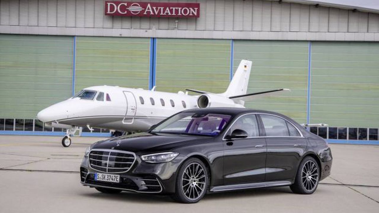 Mercedes-Benz Clasa S 2024 (2)