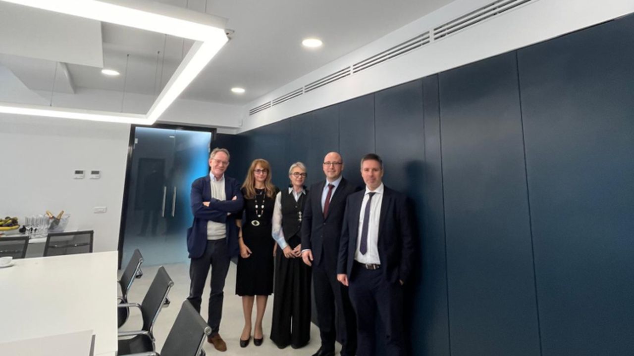 Semnarea contractului