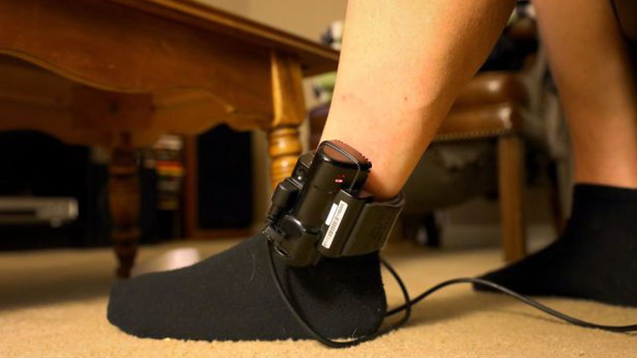 bratara electronica arest 567678