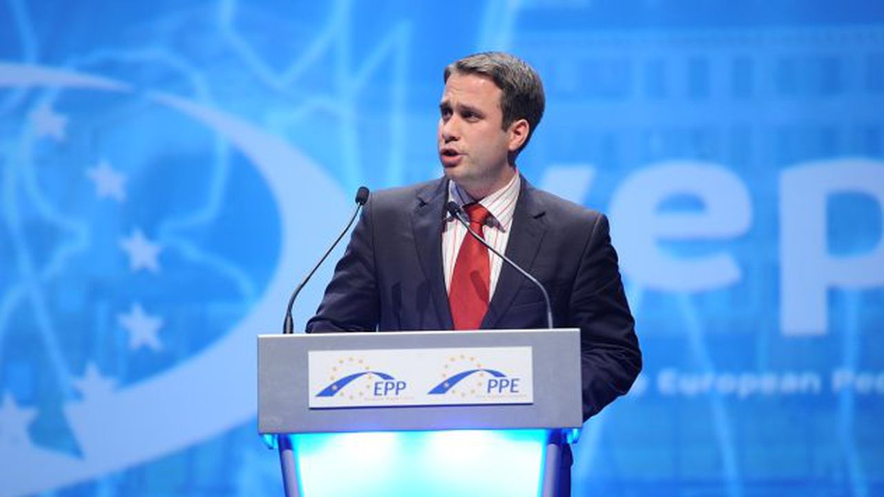 EPP_Congress_Marseille_6064_(6472671211)