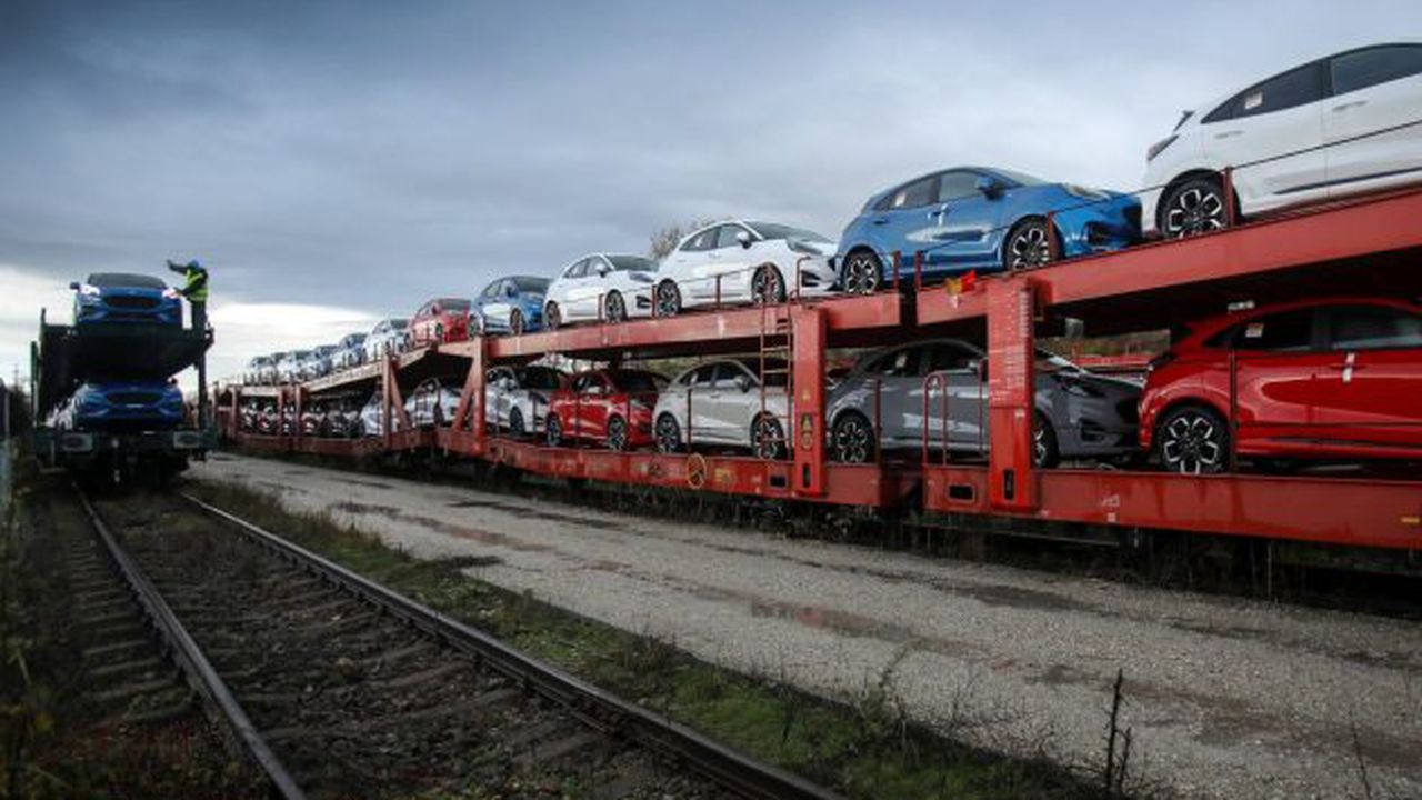 Transport masini Ford Otosan Craiiova made in Romania - Europa - Duster