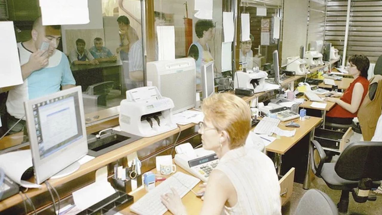 functionari ghiseu digitalizare
