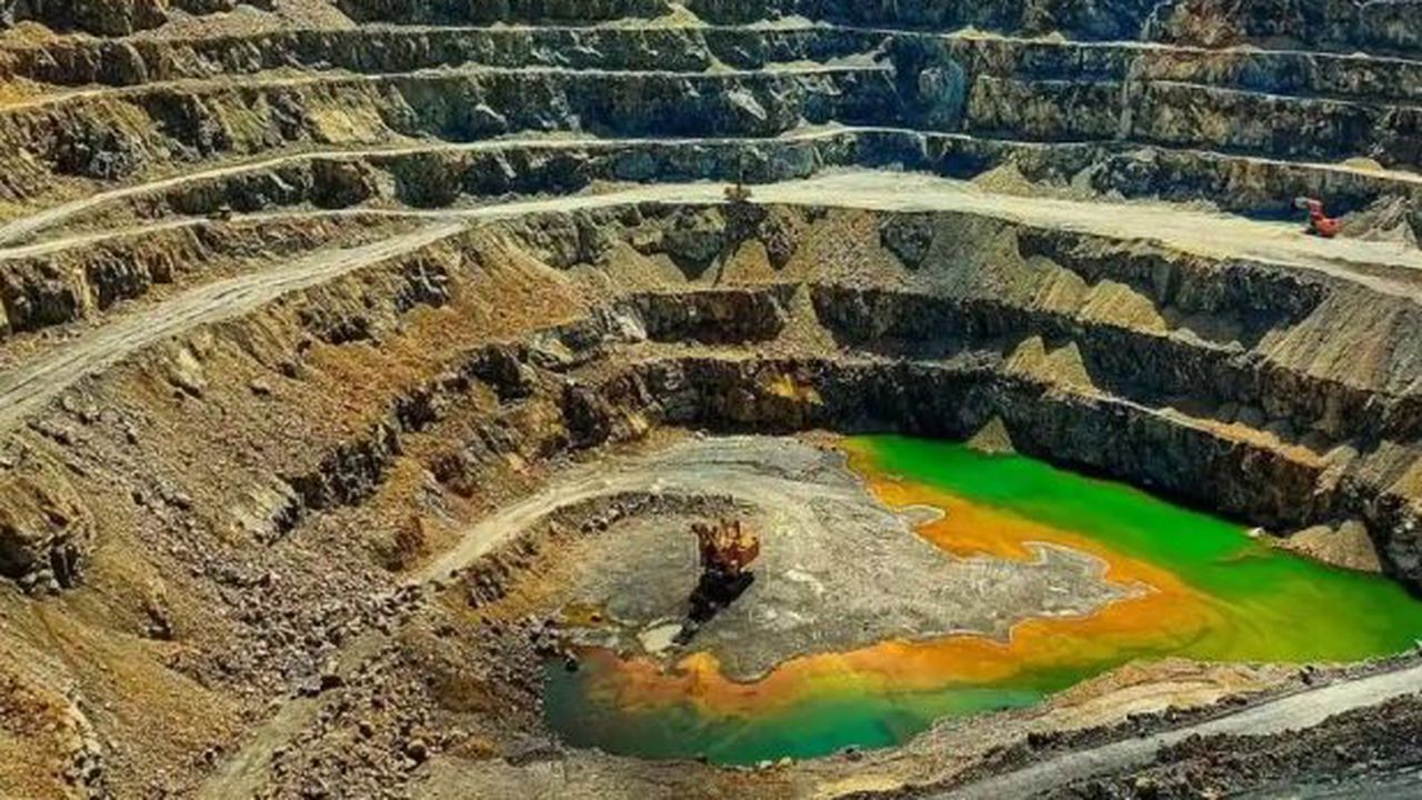 cupru rosia poieni 5476