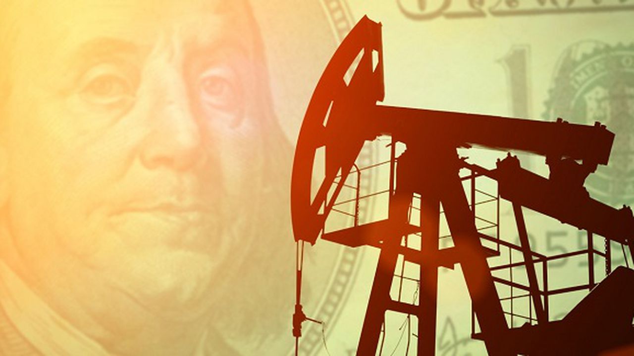 petrol dolar 56543356