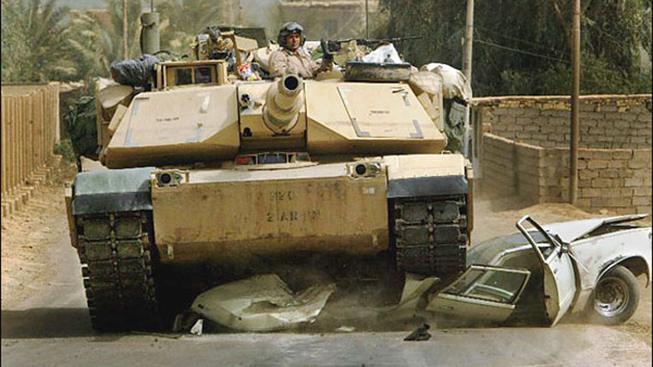 tanc M1A1 abrams-Bagdad-RunningOver