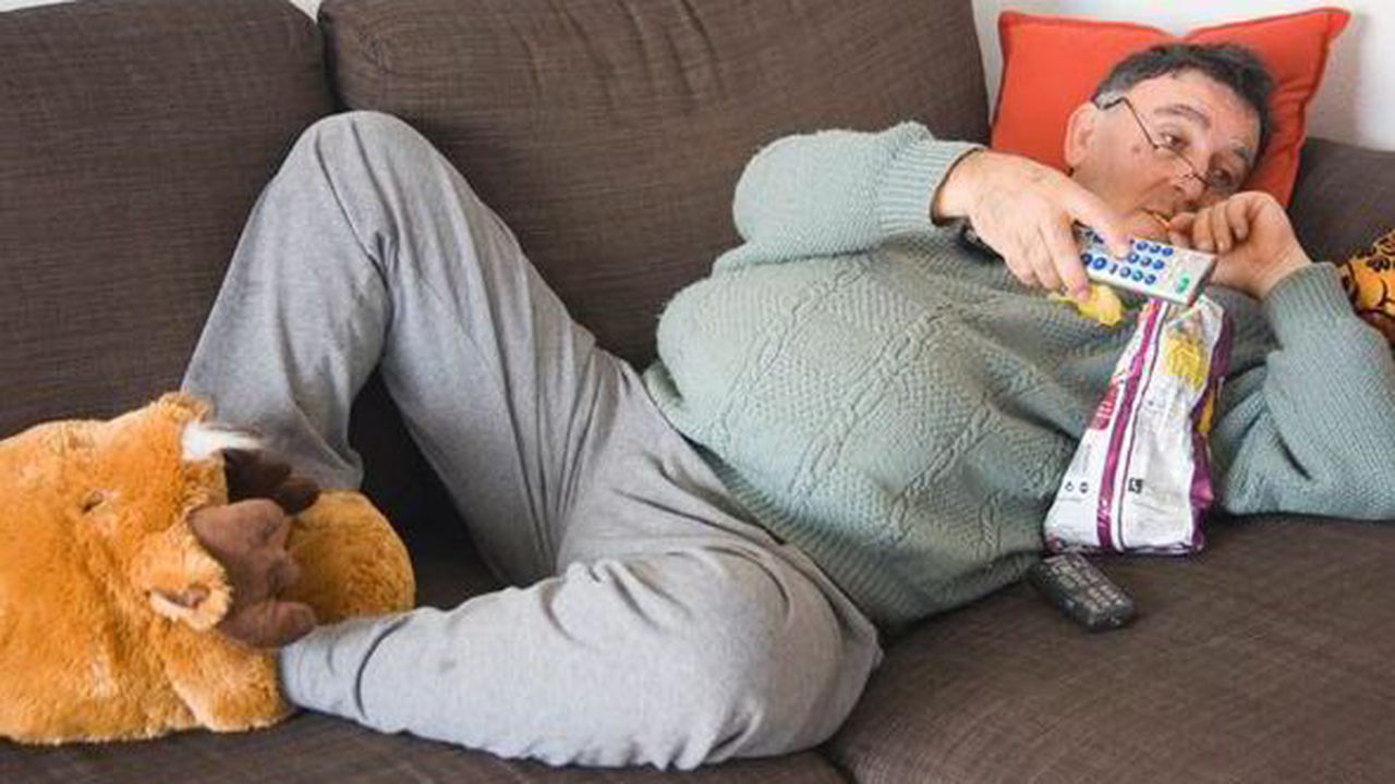 gras canapea 6758495678594