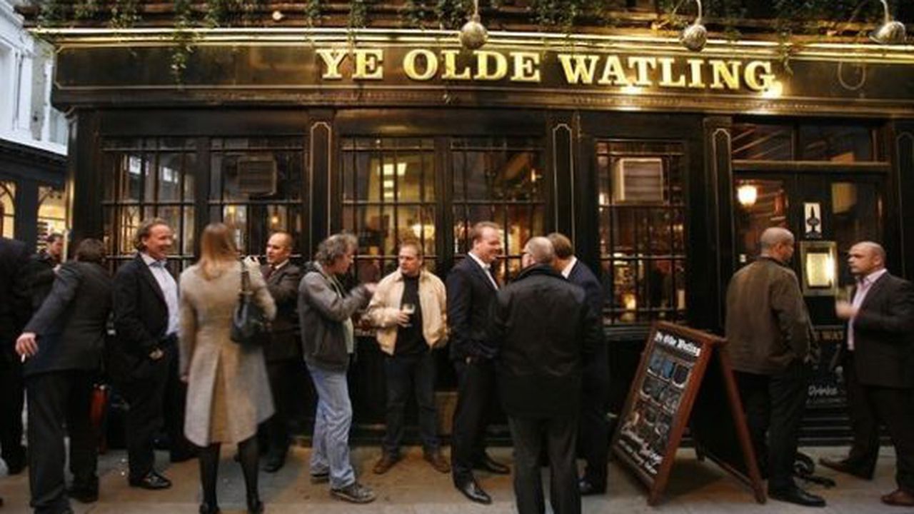 london_pub_2574890067876