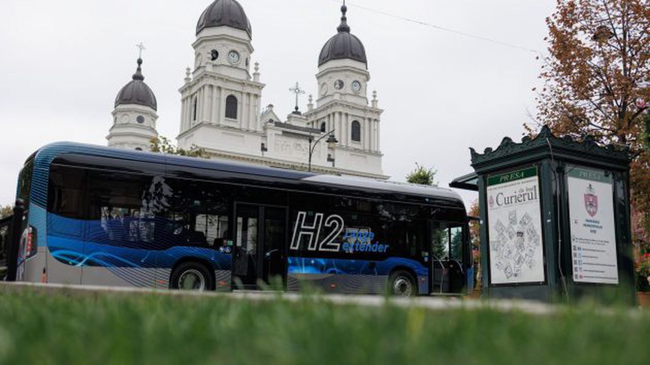 autobuz hidrogen electric iasi 547