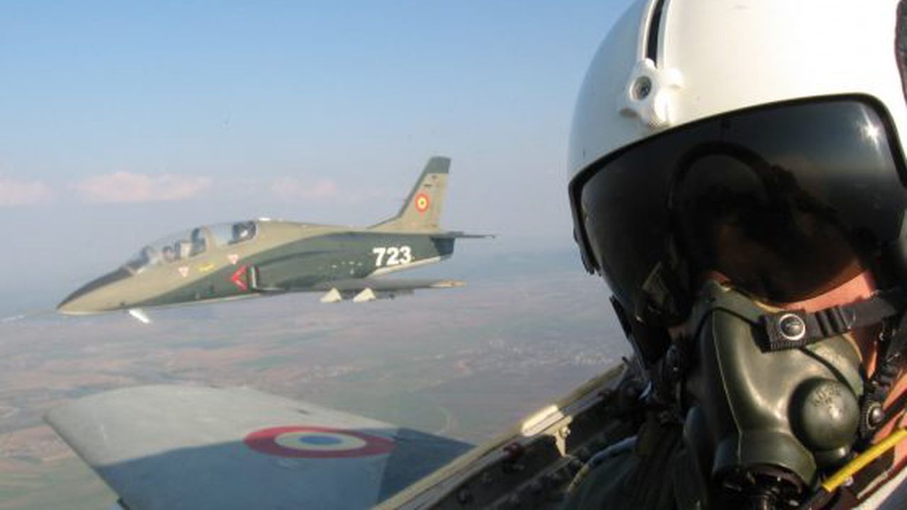 IAR 99 soim 8659485678594-3