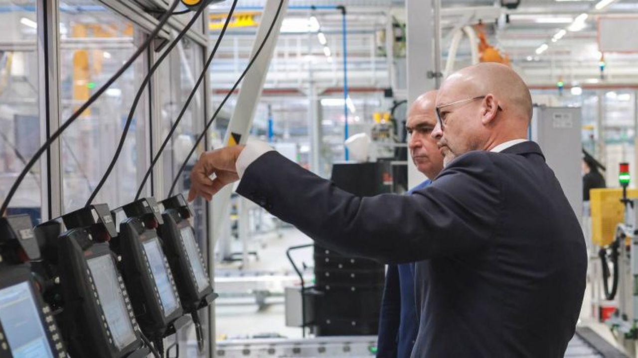 Ilie Bolojan - Star Assembly Sebes